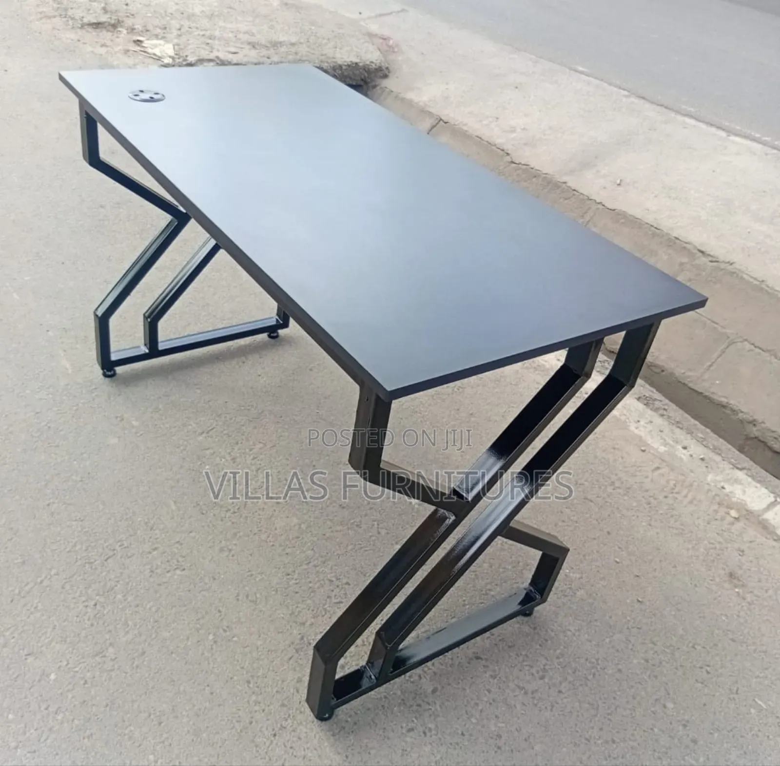 Robust Metallic Study Table for Work