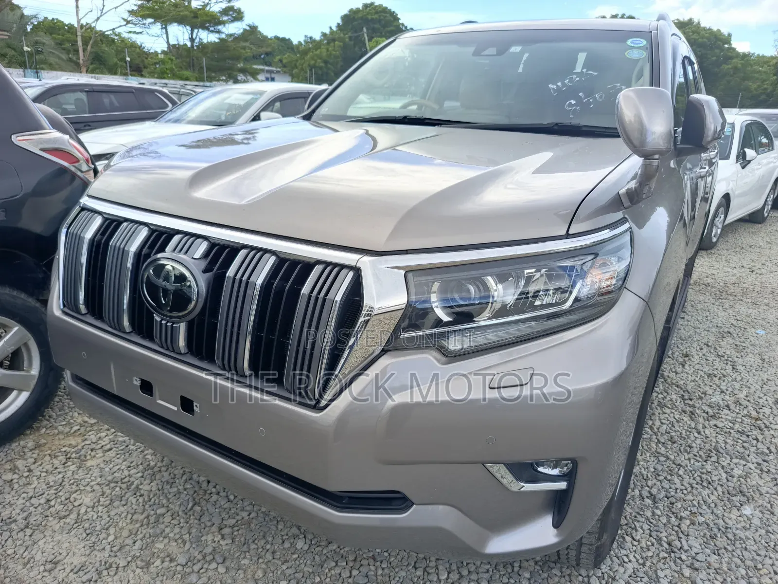 Toyota Land Cruiser Prado 2018 Brown
