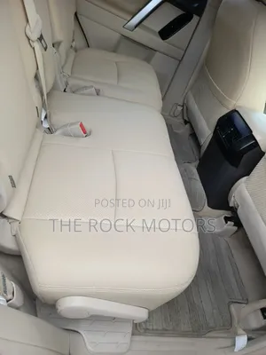 Toyota Land Cruiser Prado 2018 Brown