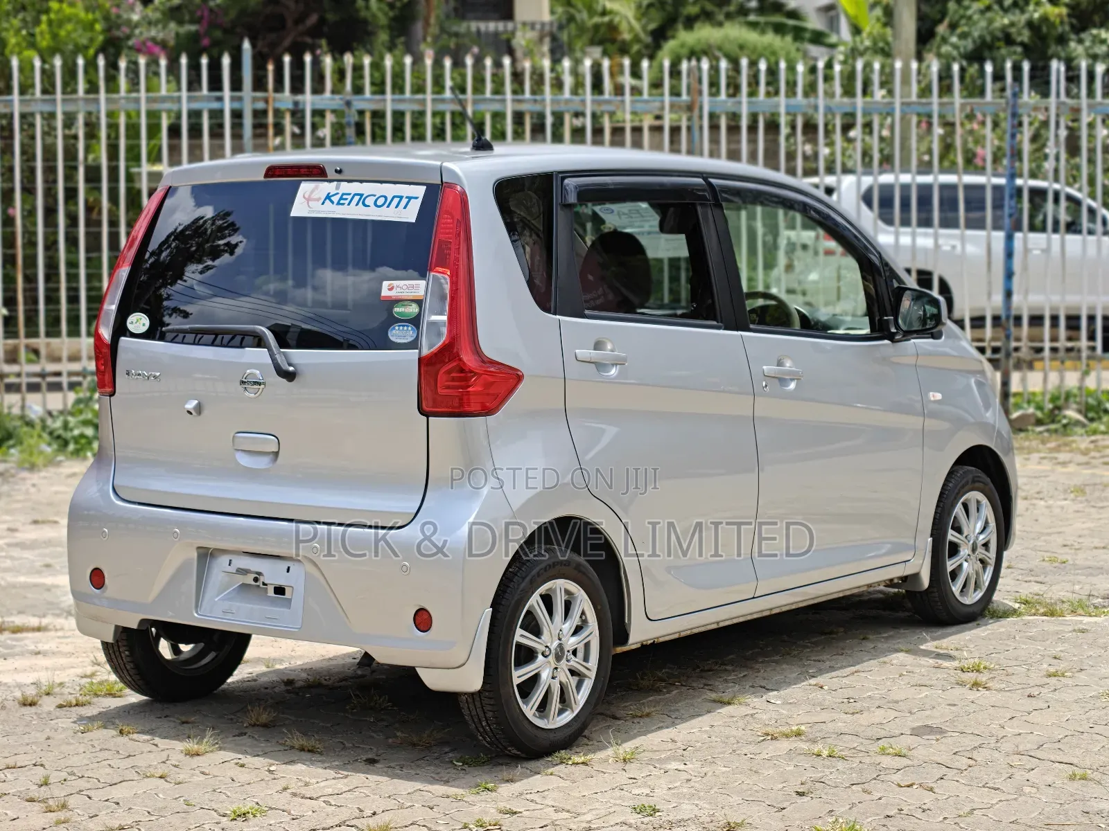 Nissan Dayz 2018 Silver