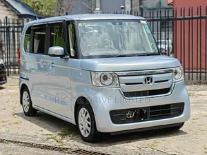 Honda N-Box 2018 Blue
