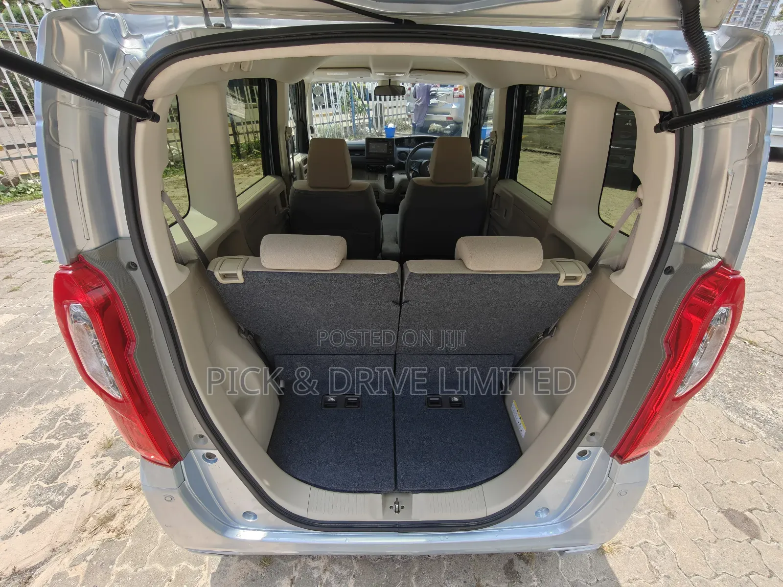 Honda N-Box 2018 Blue