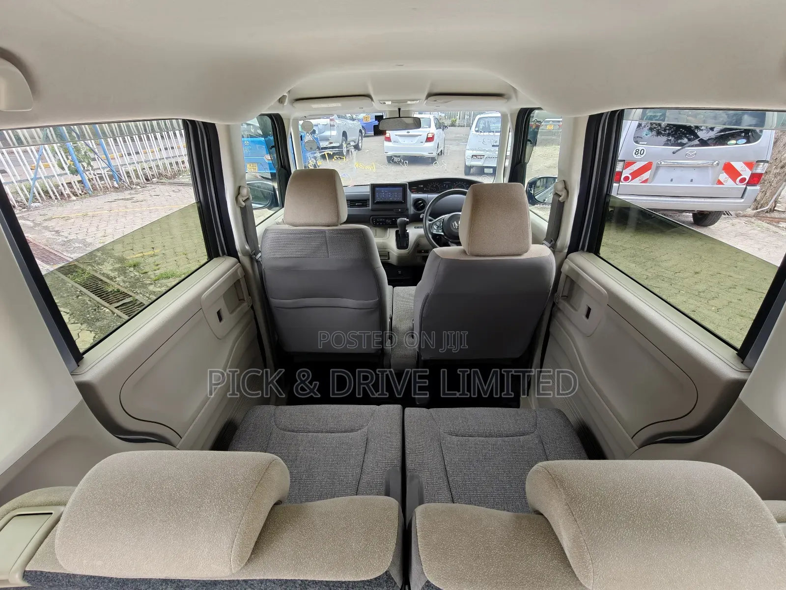 Honda N-Box 660 FWD 2018 Silver