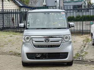 Honda N-Box 660 FWD 2018 Silver