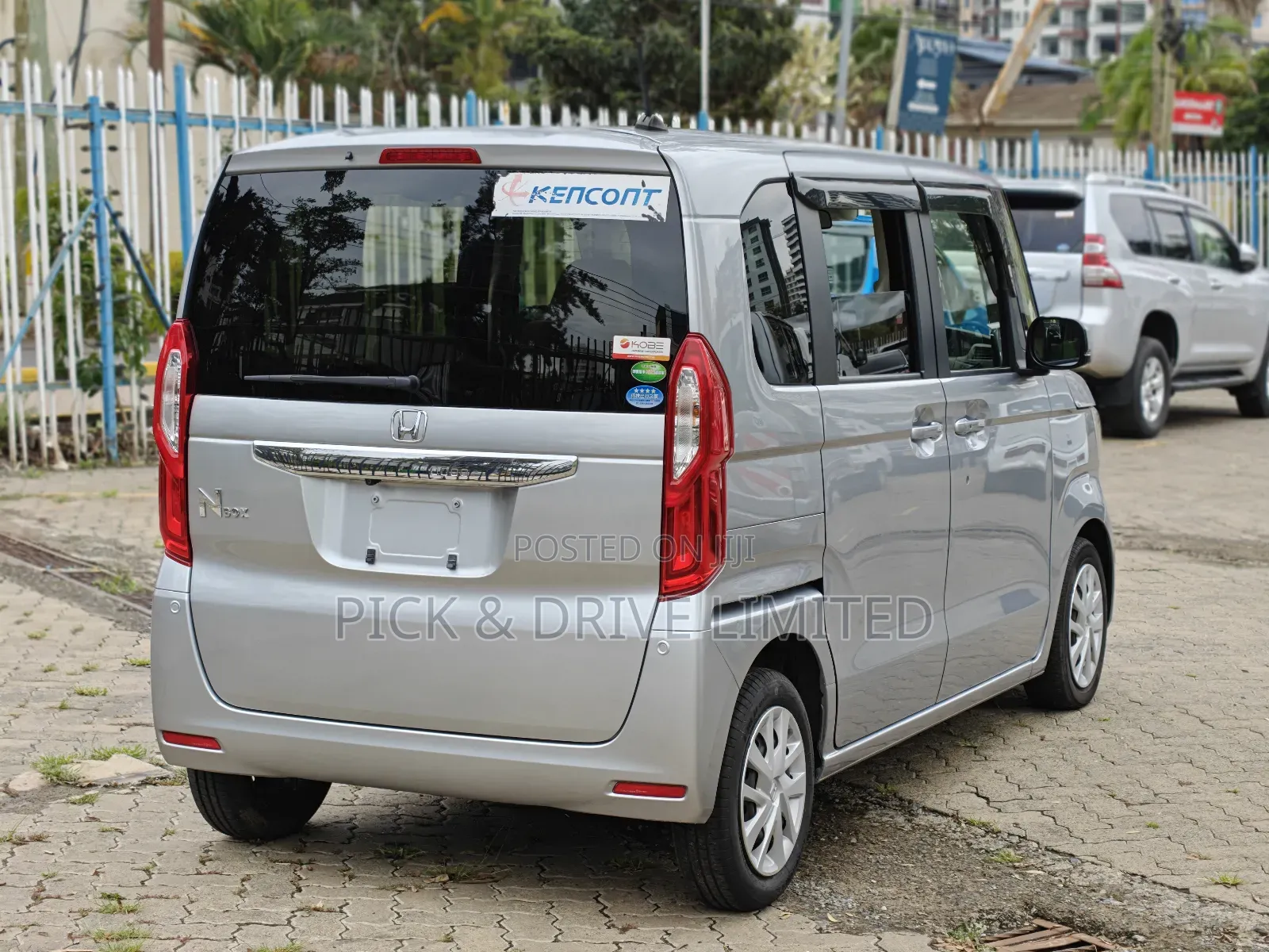 Honda N-Box 660 FWD 2018 Silver
