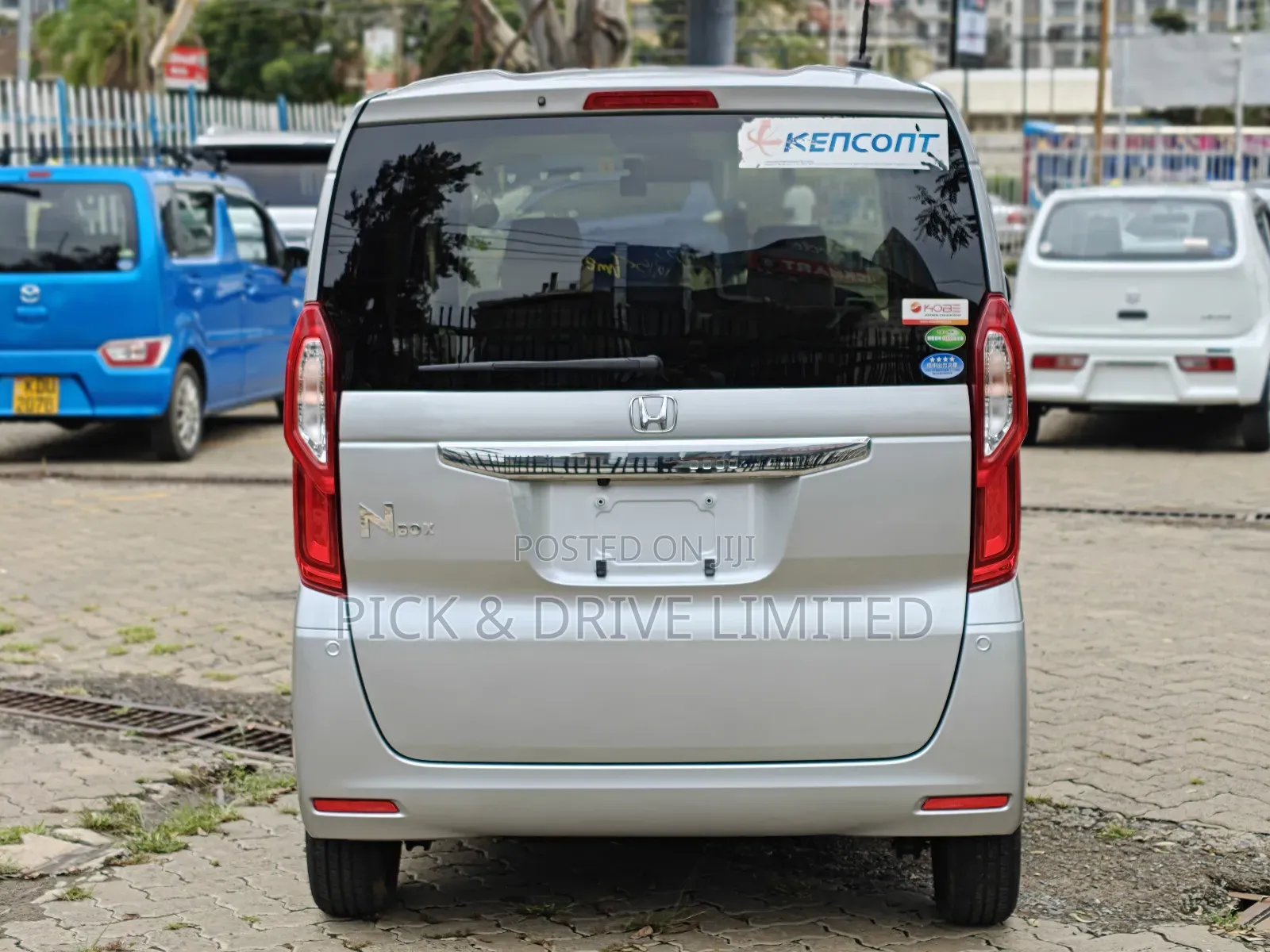 Honda N-Box 660 FWD 2018 Silver