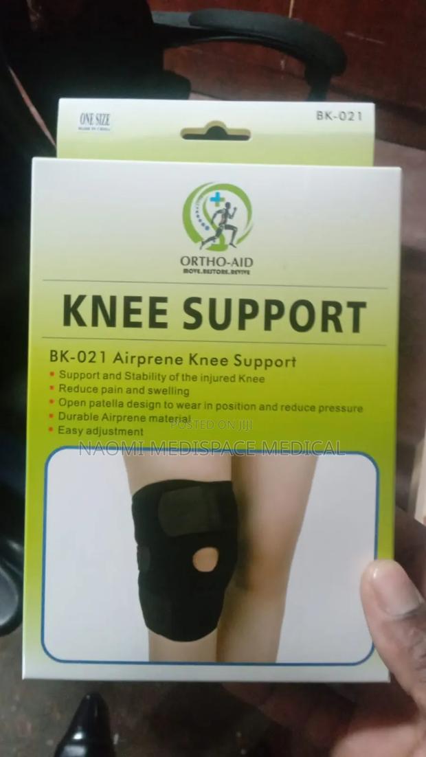 Knee Support With Open Patella(Universal) - main view