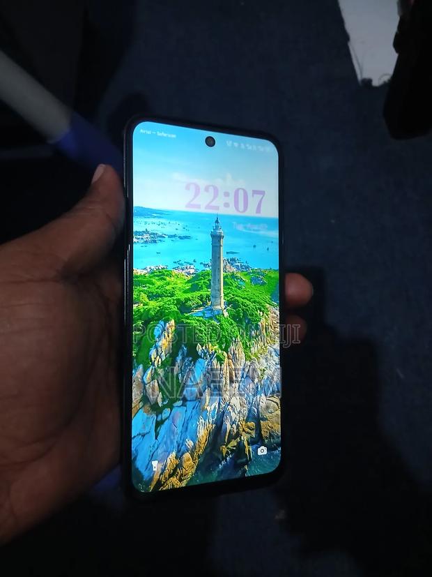 Tecno Spark 30C 128 GB Gray - thumbnail 3