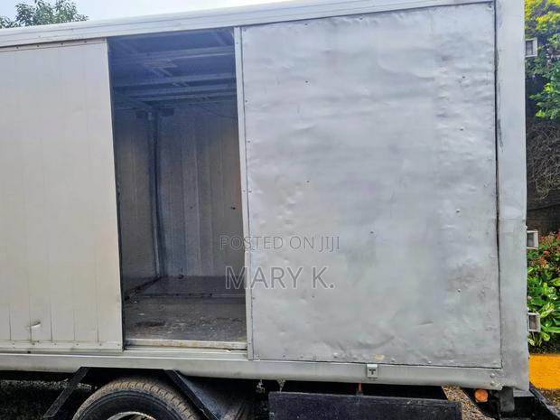 Mitsubishi Canter in Great Condition - thumbnail 6