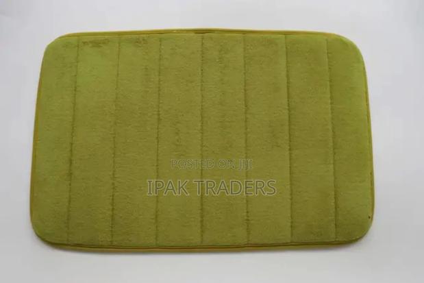 Super Absorbent Memory Foam Bath Mat - thumbnail 2