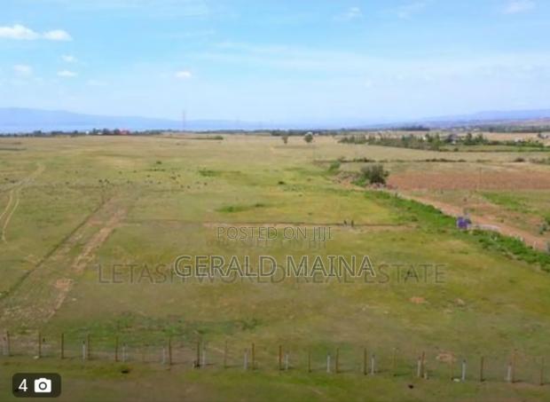 Prime Plot for Sale in Rumuruti. Ideal for Settlement and Commercial - main view