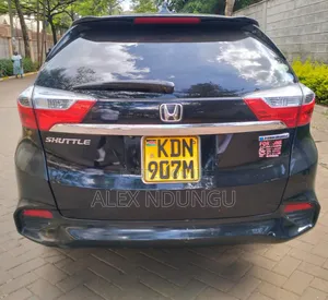 Honda Fit Shuttle 2016 Blue