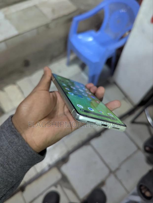Google Pixel 7 128 GB Green - thumbnail 4