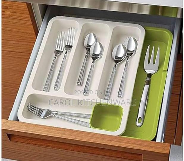 Expandable Plastic Cutlery Organizer