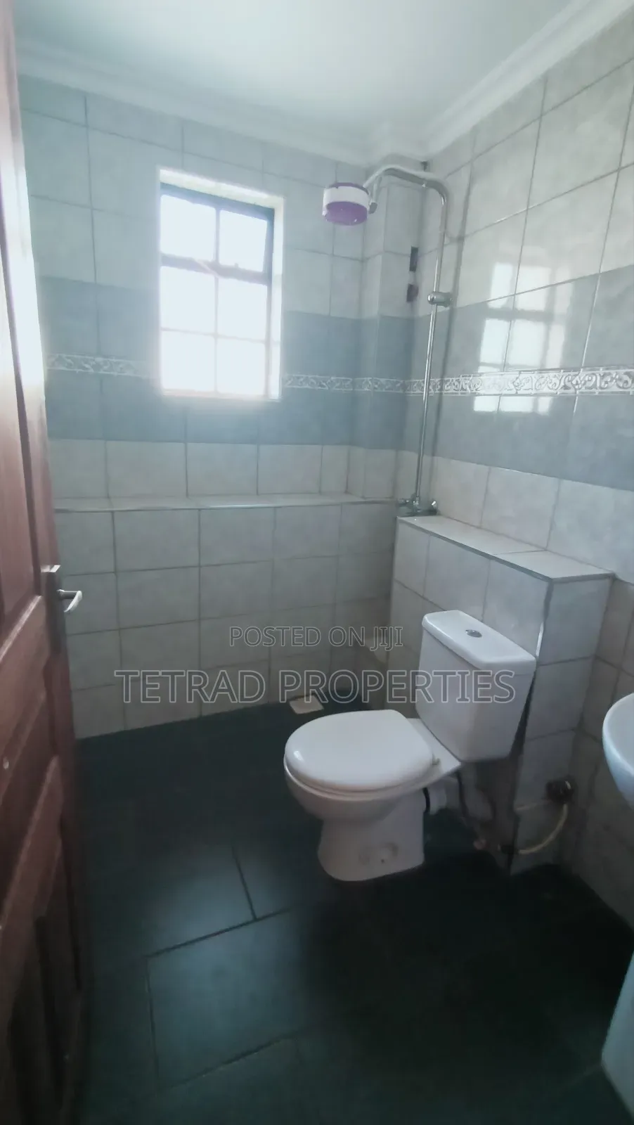 5bdrm Maisonette in Garden Estate, Thome for rent
