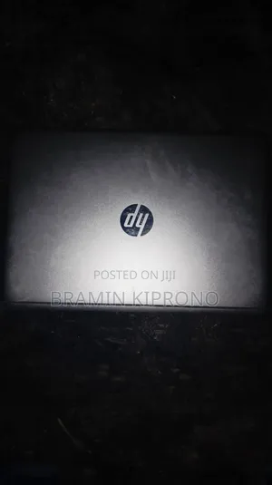 Laptop HP 17-3000 8GB Intel Core i5 SSD 250GB