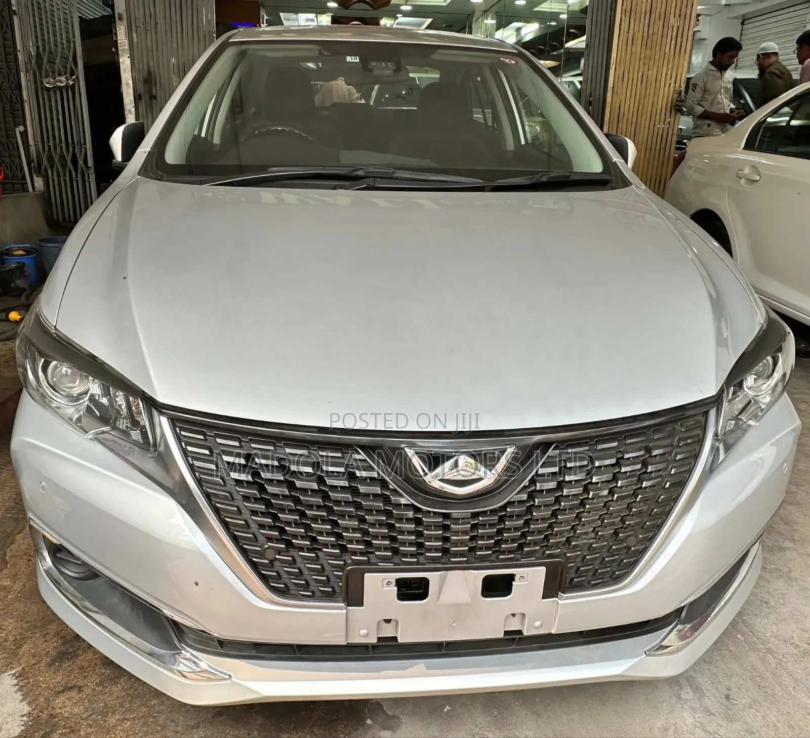 Toyota Allion 2018 Silver