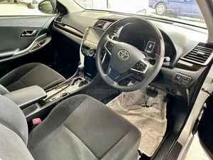 Toyota Allion 2018 Silver