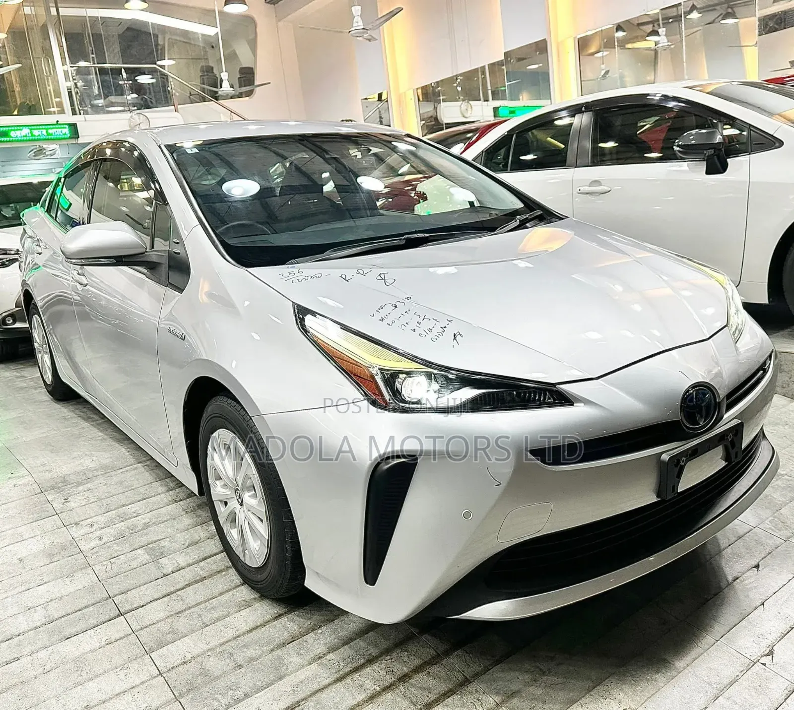 Toyota Prius Four 2018 Silver