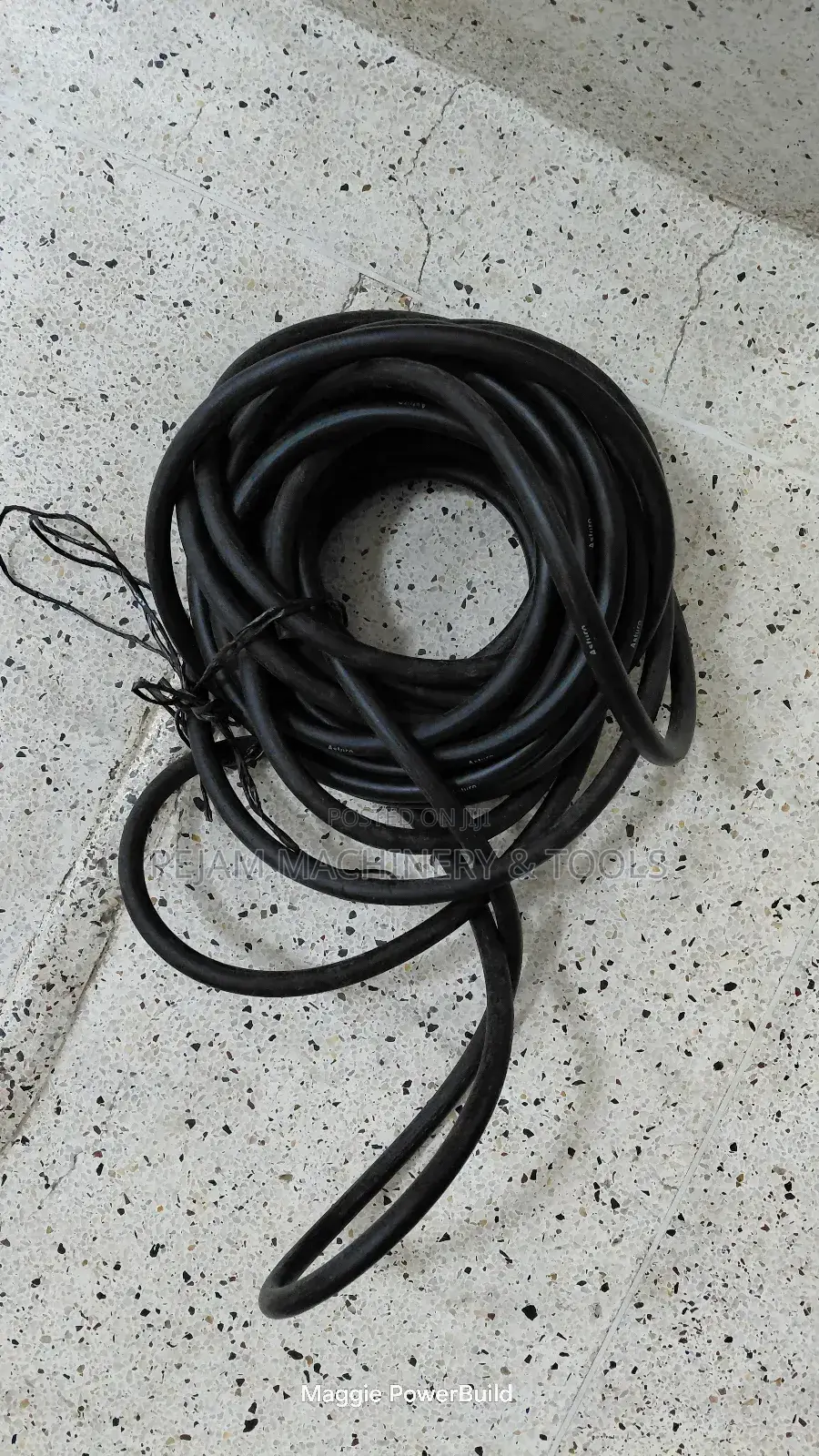 Black Asturo 10mm Compressor Pipe With Threads