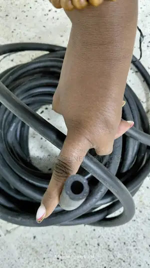 Black Asturo 10mm Compressor Pipe With Threads