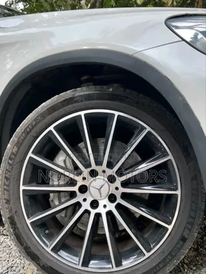 Mercedes-Benz GLC-Class 2018 Pearl