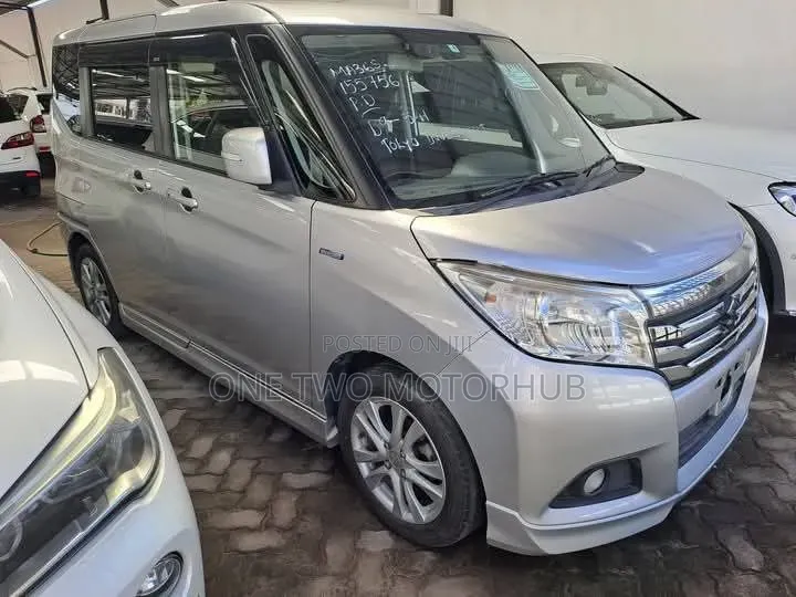Suzuki Solio 2018 Silver