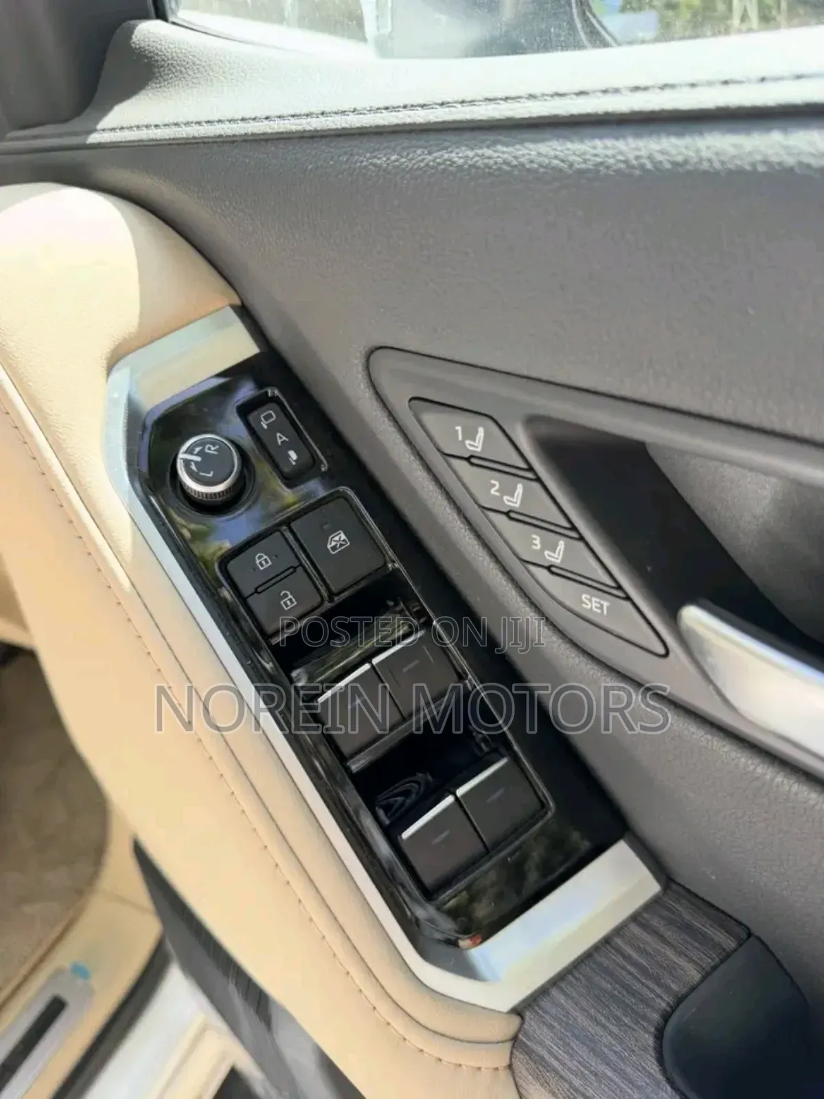 Toyota Land Cruiser 2023 Off white