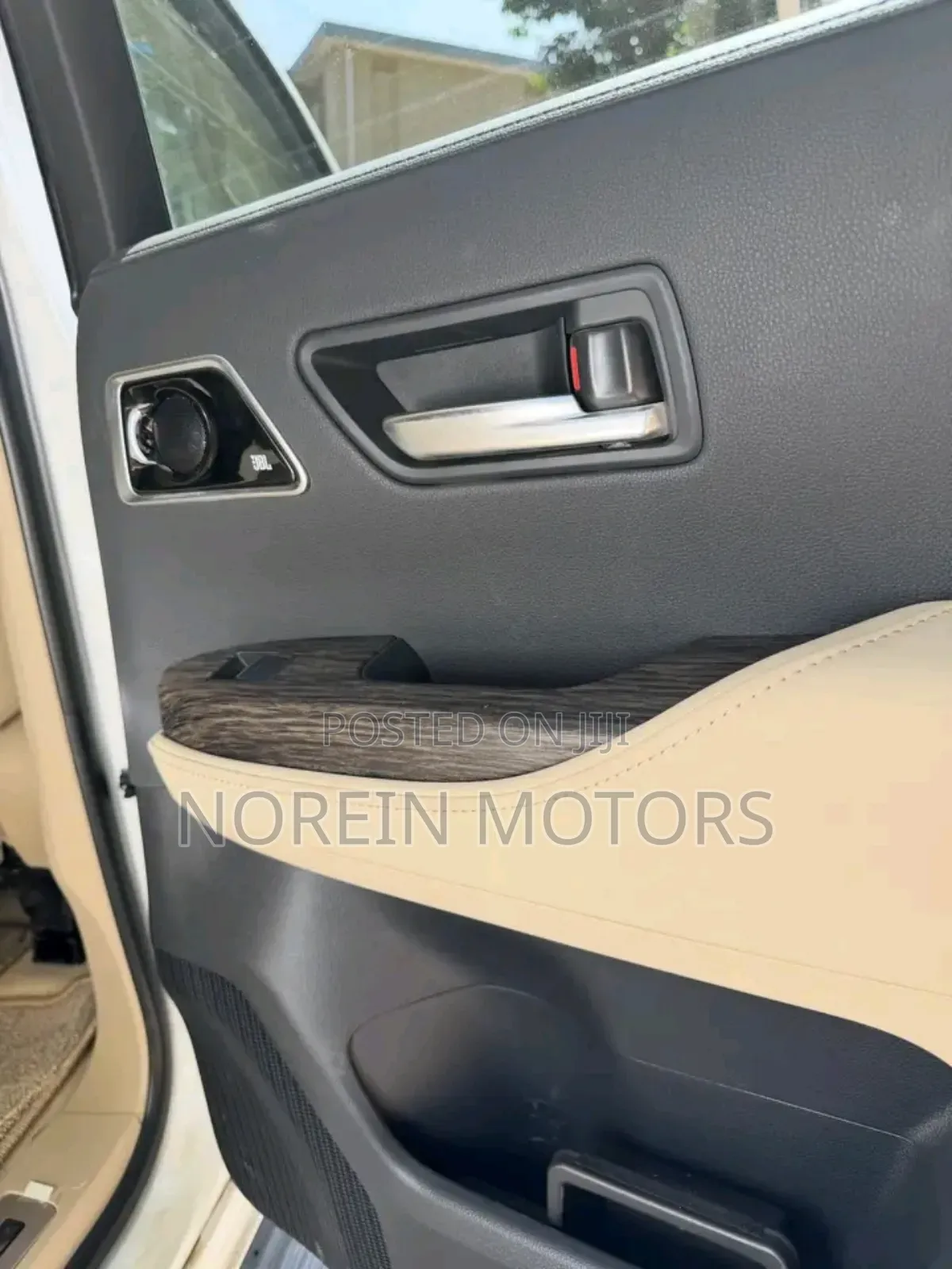 Toyota Land Cruiser 2023 Off white