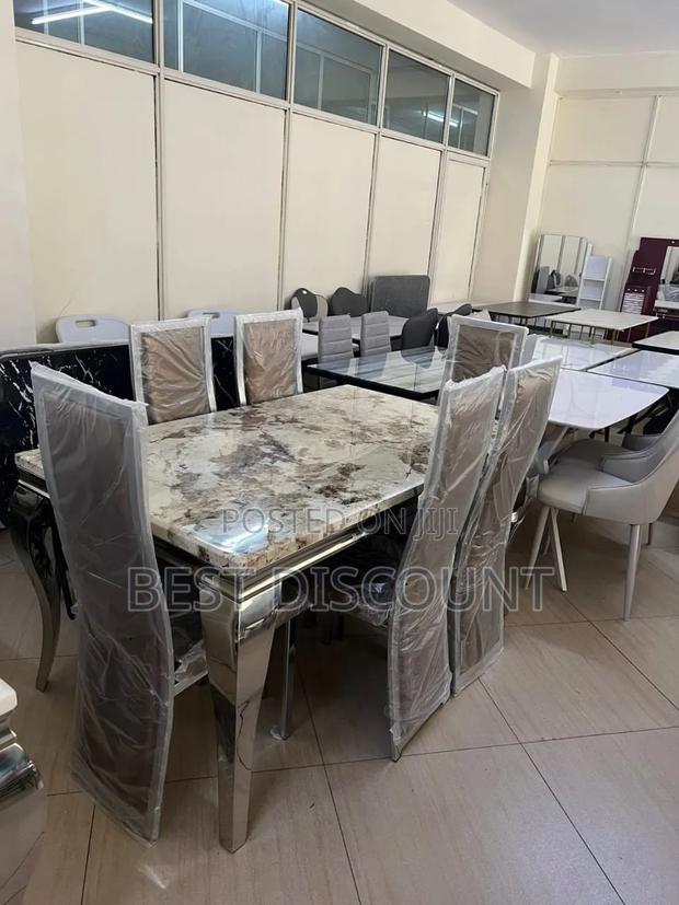 Dinning Table and 6 Chairs