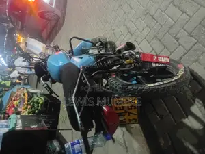 Bajaj Boxer 150 UG 2021 Blue