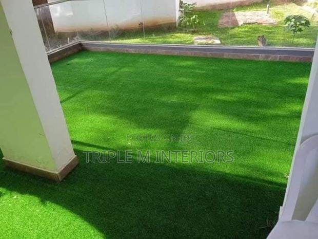 Lush Green Artificial Lawn 25mm