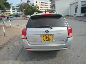 Toyota Corolla Fielder 2016 Silver