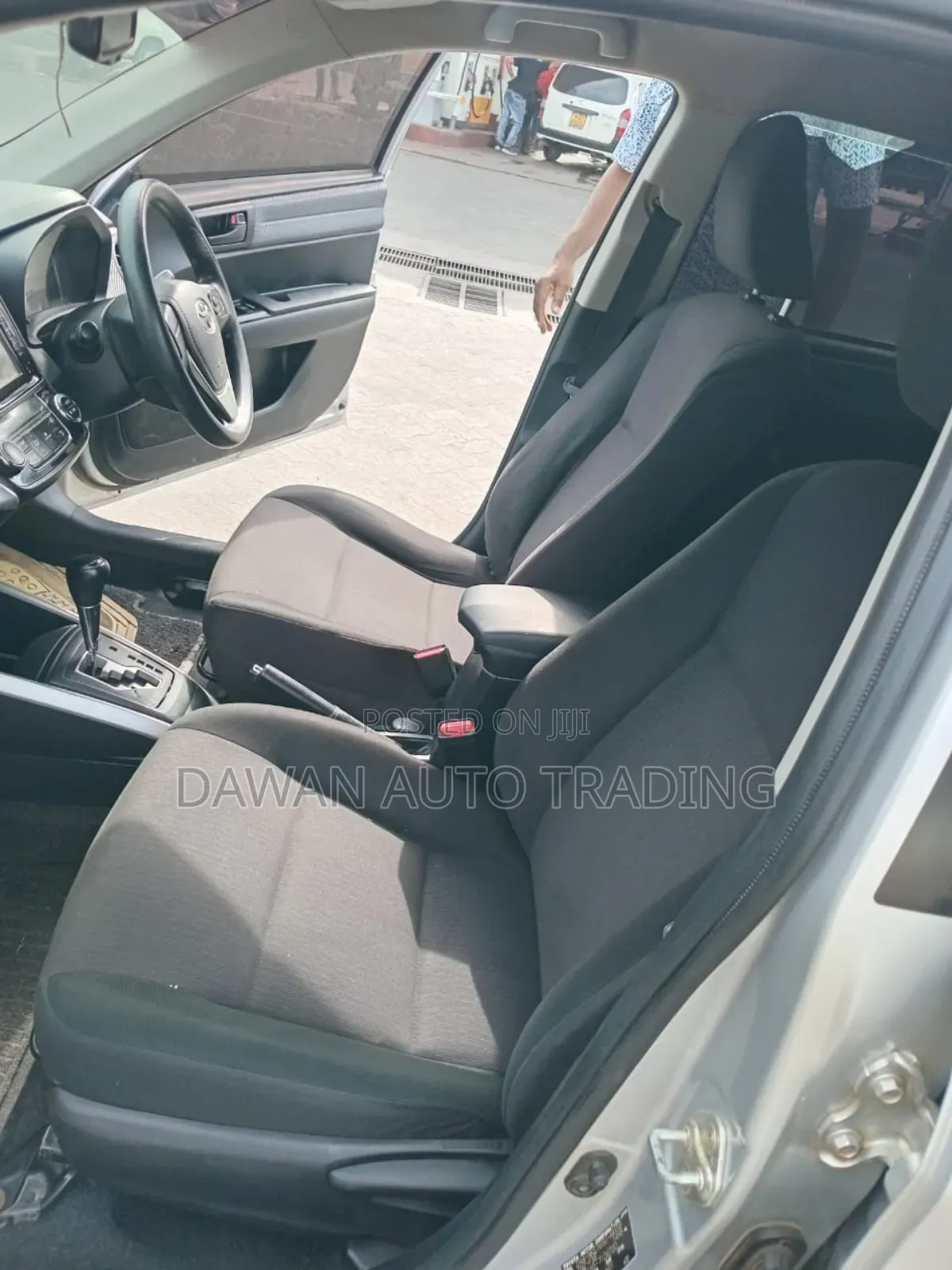 Toyota Corolla Fielder 2016 Silver