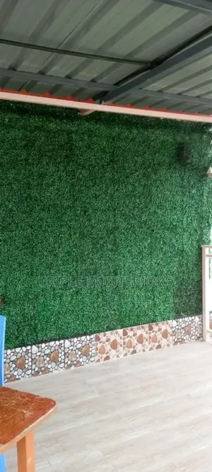 Perfect Green Wall Solution With Boxwood Panels