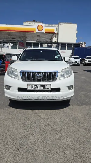Toyota Land Cruiser Prado 2013 White