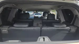Toyota Land Cruiser Prado 2013 White