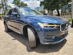 Volvo XC60 2019 Blue