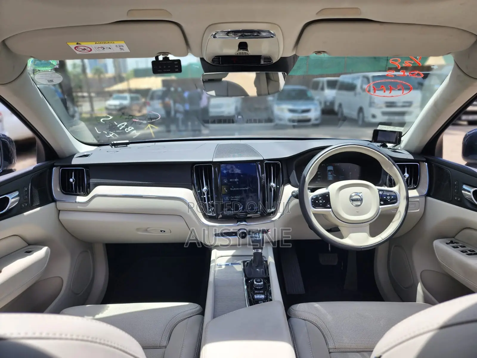 Volvo XC60 2019 Blue