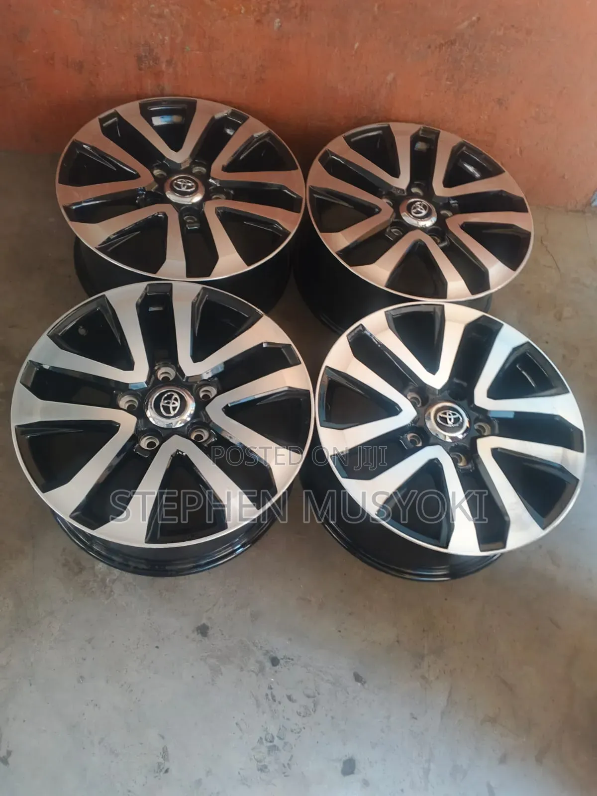 V8 Landcruiser Size 20inch Wheels