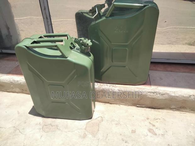 Affordable Fuel Cans - main view