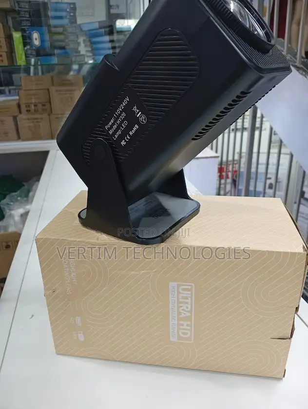 Ultra High Quality Mini Wifi Android Projector With Inbuilt Speaker