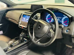 Toyota Crown 2018 White