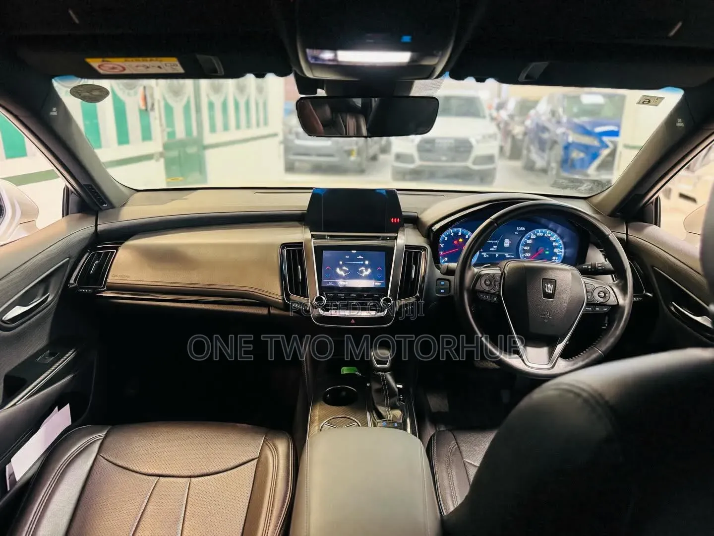 Toyota Crown 2018 White