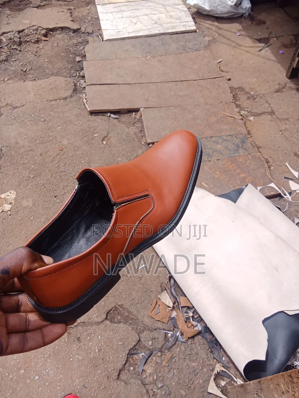 Men’S Formal Shoes – Durable Leather (Available in Different Designs)