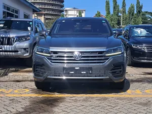 Volkswagen Touareg 2018 Gray