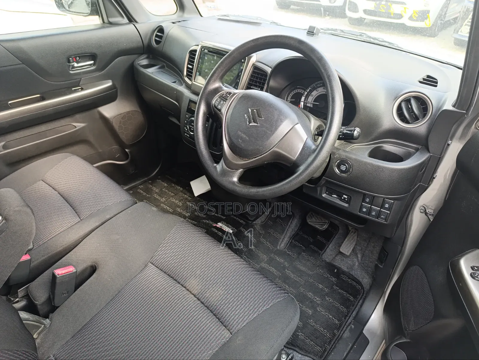 Suzuki Spacia 660 Hybrid FWD 2019 Gray