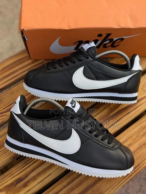 Nike Cortez