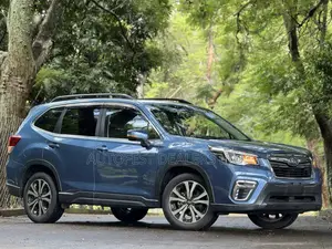 Subaru Forester Sport AWD 2019 Blue