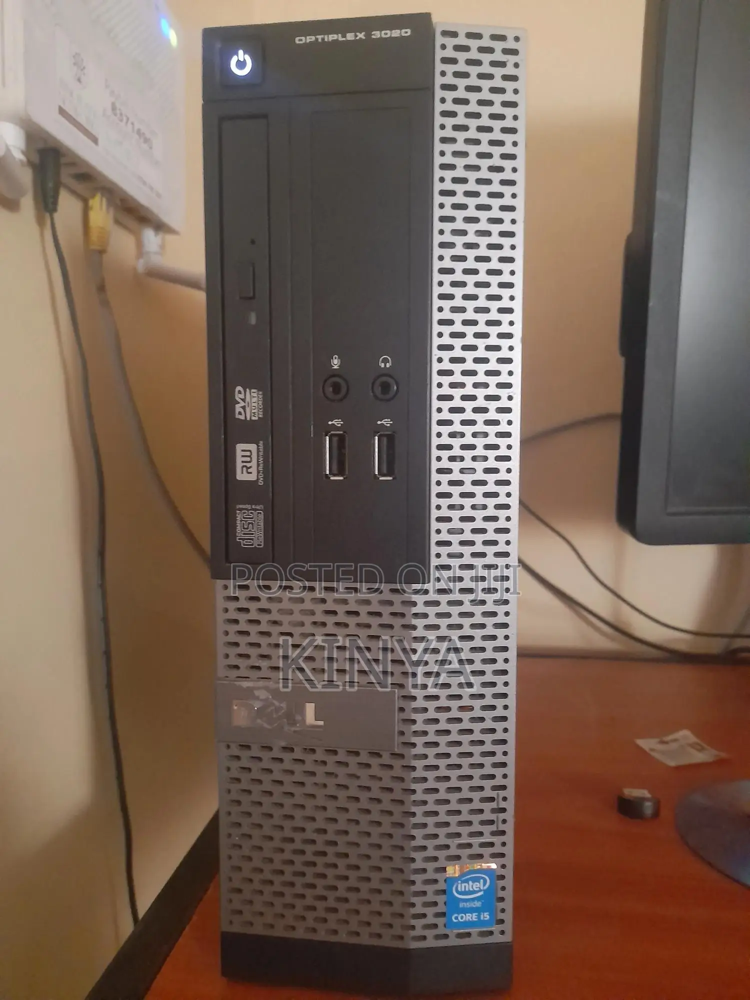 Desktop Computer Dell OptiPlex 3020 4GB Intel Core i5 HDD 256GB